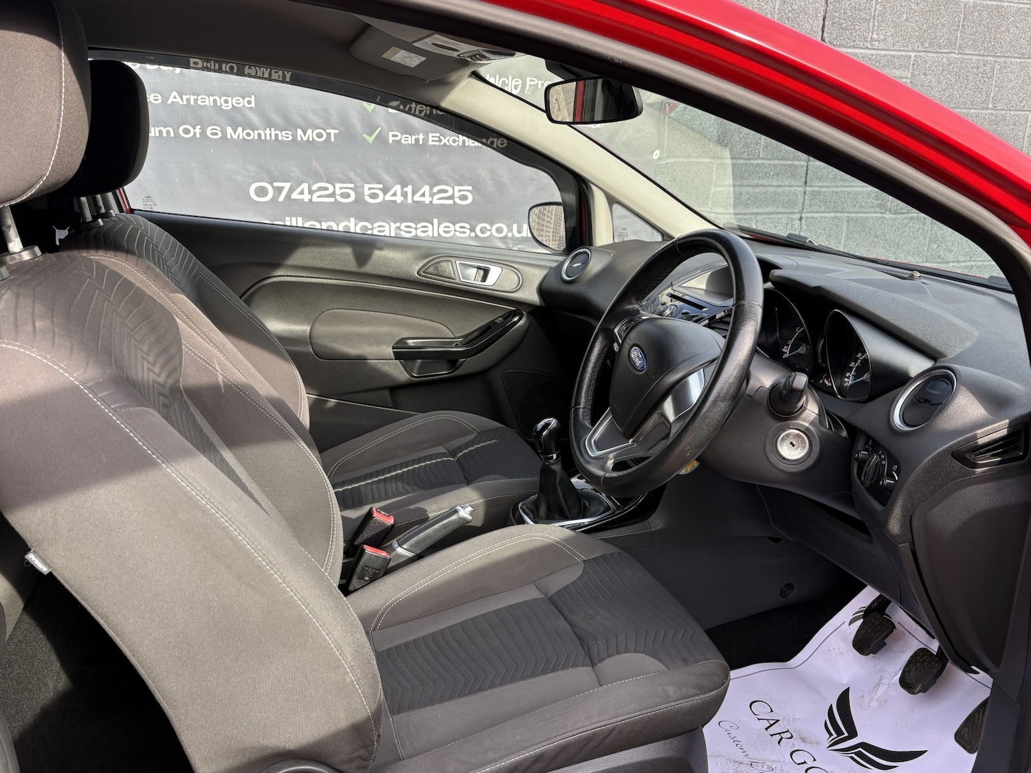 Used Ford Fiesta 2014 for sale - 76455360: Photo 11