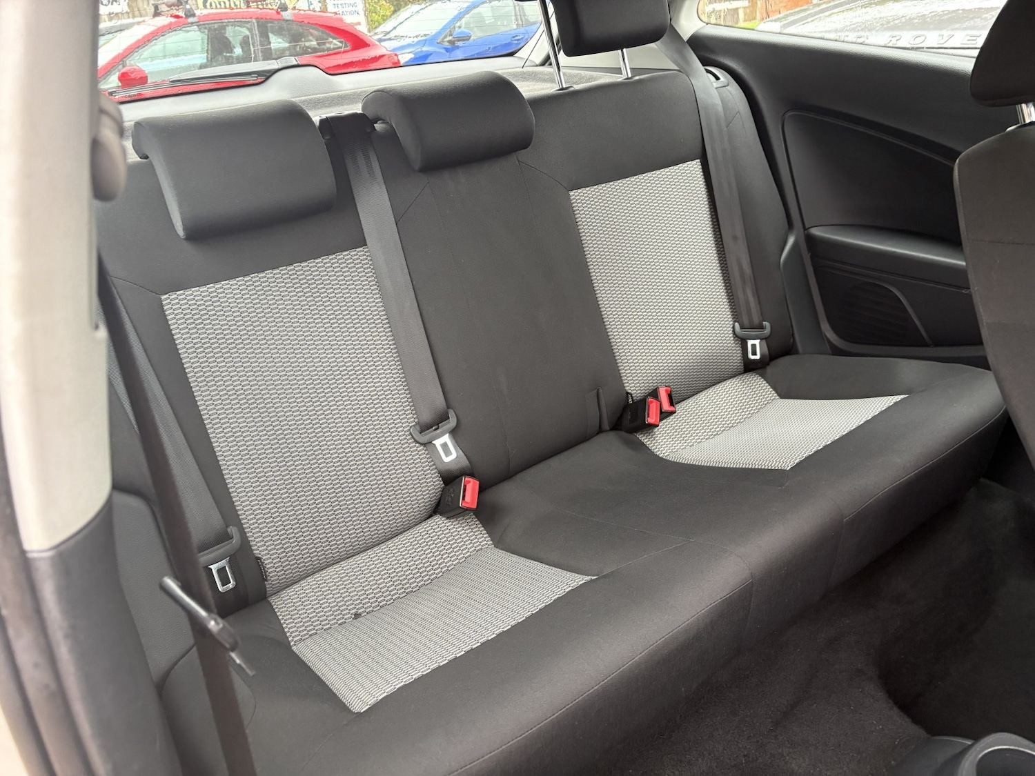 Used Volkswagen Polo 2014 for sale - 76455339: Photo 14