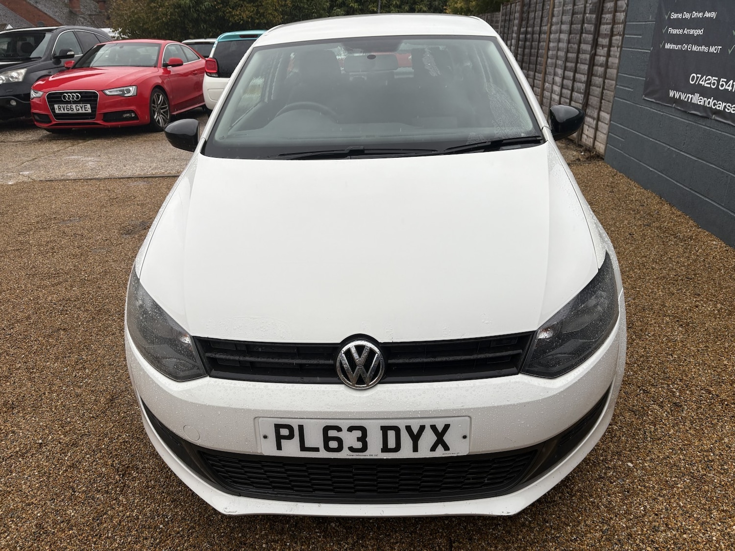 Used Volkswagen Polo 2014 for sale - 76455339: Photo 3