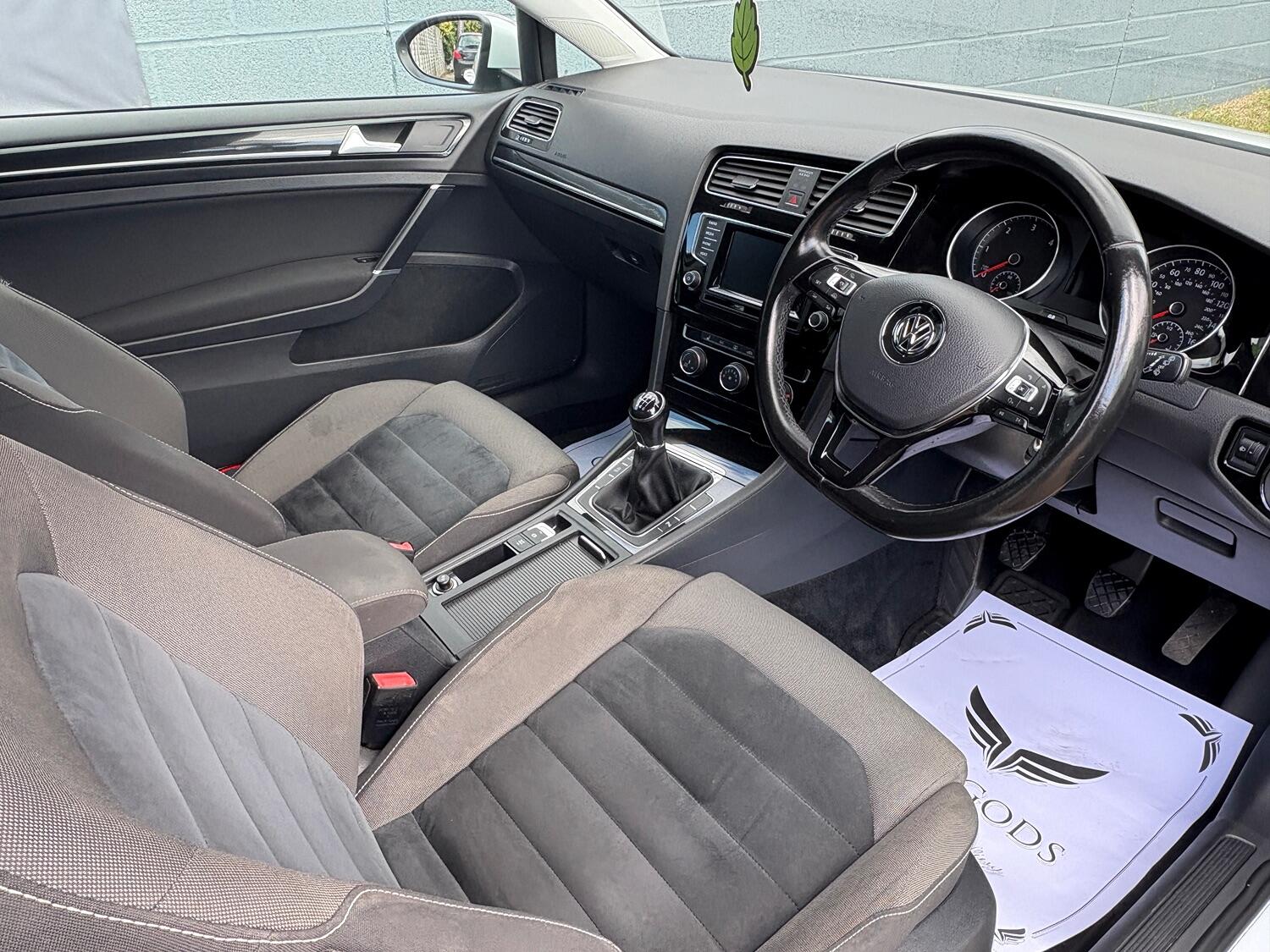 Used Volkswagen Golf 2015 for sale - 76794553: Photo 12