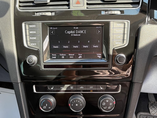 Used Volkswagen Golf 2015 for sale - 76324871: Photo 19