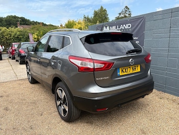 Used Nissan Qashqai 2017 for sale - 76324728: Photo