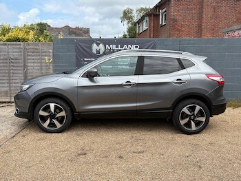 Used Nissan Qashqai 2017 for sale - 76324728: Photo