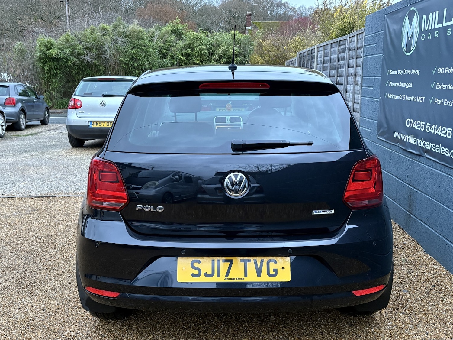 Used Volkswagen Polo 2017 for sale - 76863893: Photo 2