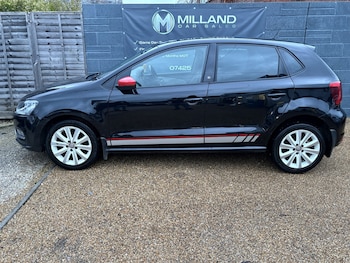 Used Volkswagen Polo 2017 for sale - 76863893: Photo