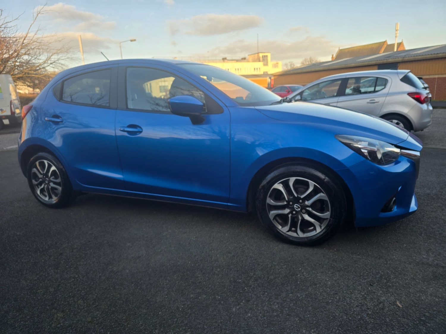 Used Mazda Mazda2 2016 for sale - 77735026: Photo 4