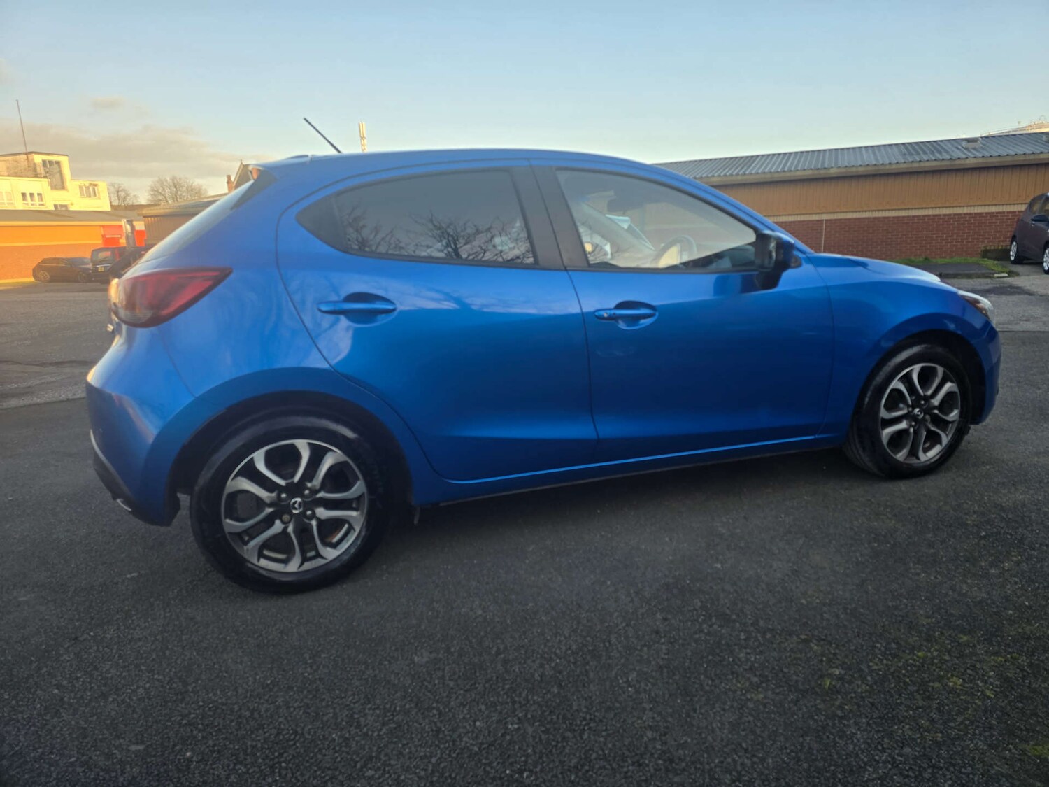 Used Mazda Mazda2 2016 for sale - 77735026: Photo 6