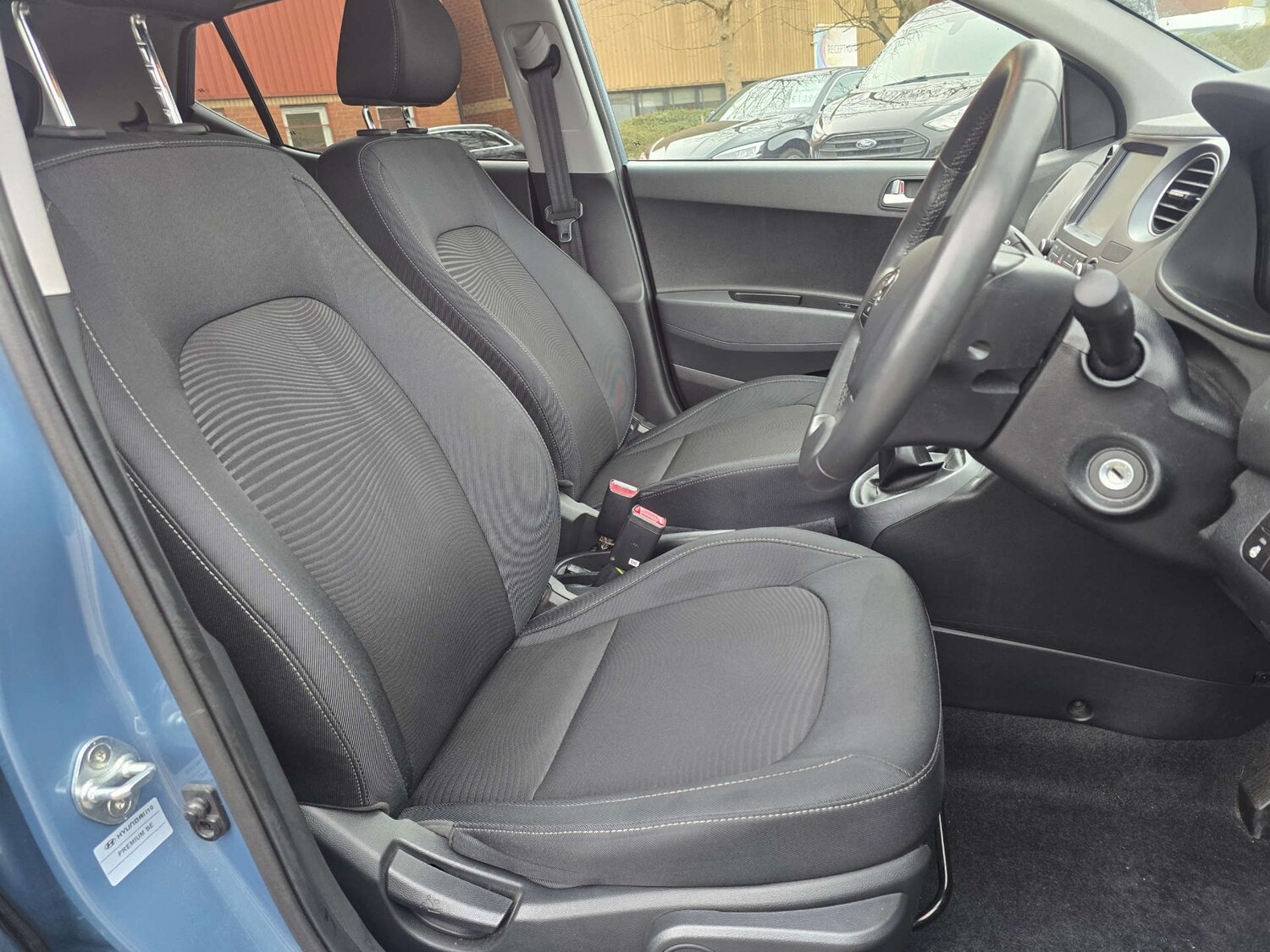 Used Hyundai i10 2018 for sale - 77558216: Photo 11