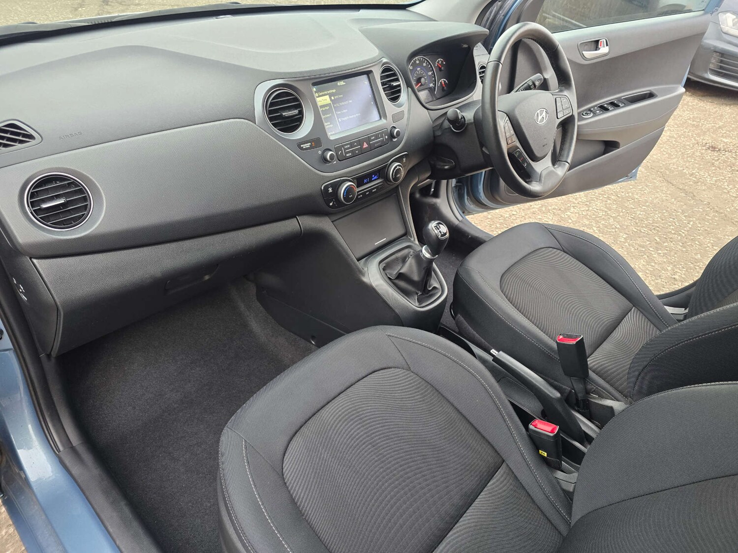 Used Hyundai i10 2018 for sale - 77558216: Photo 15