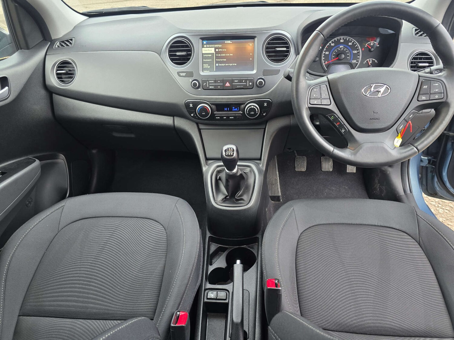 Used Hyundai i10 2018 for sale - 77558216: Photo 17