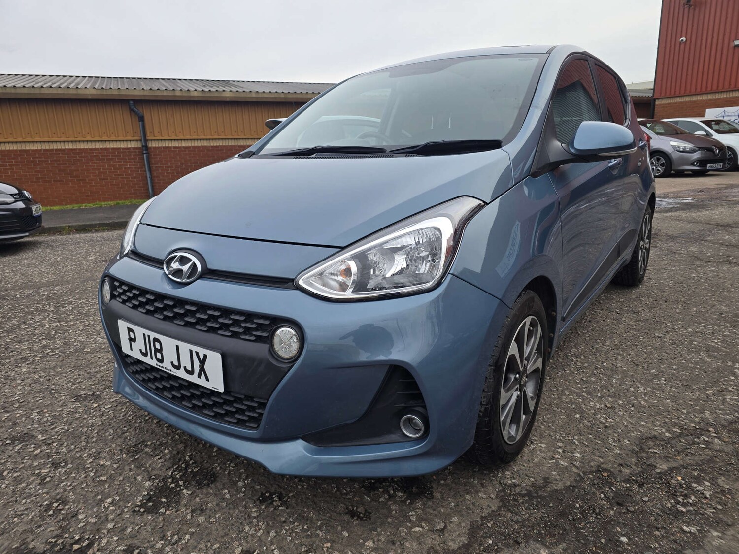 Used Hyundai i10 2018 for sale - 77558216: Photo 24