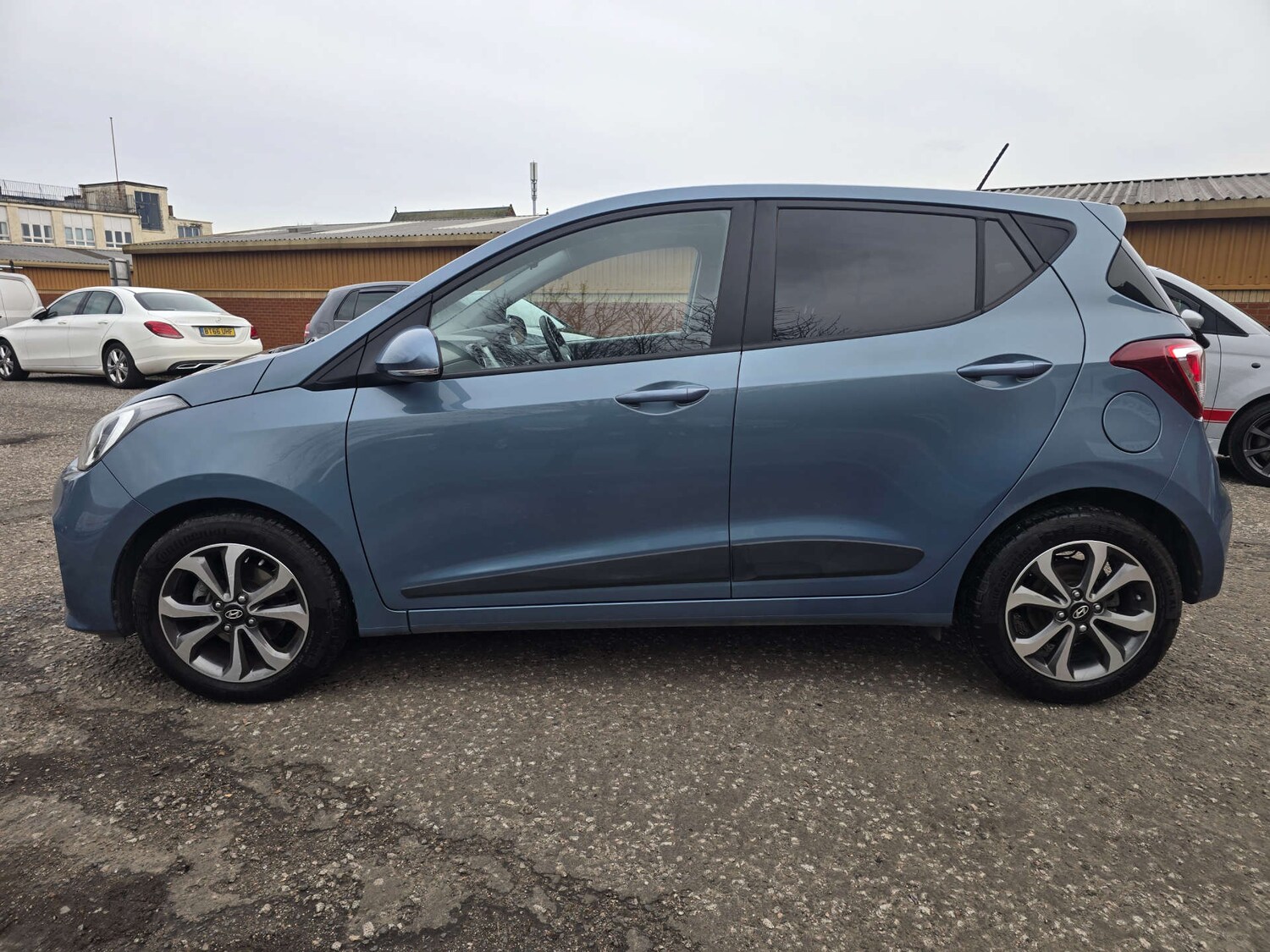 Used Hyundai i10 2018 for sale - 77558216: Photo 28