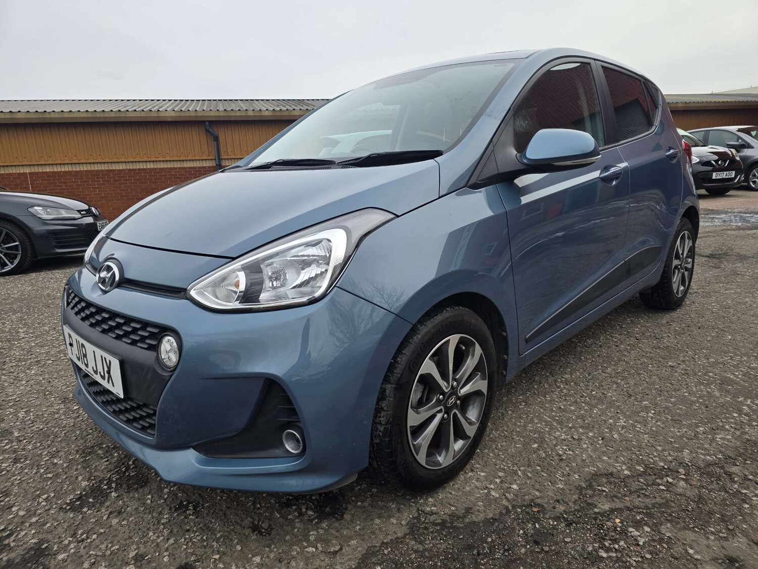 Used Hyundai i10 2018 for sale - 77558216: Photo 3