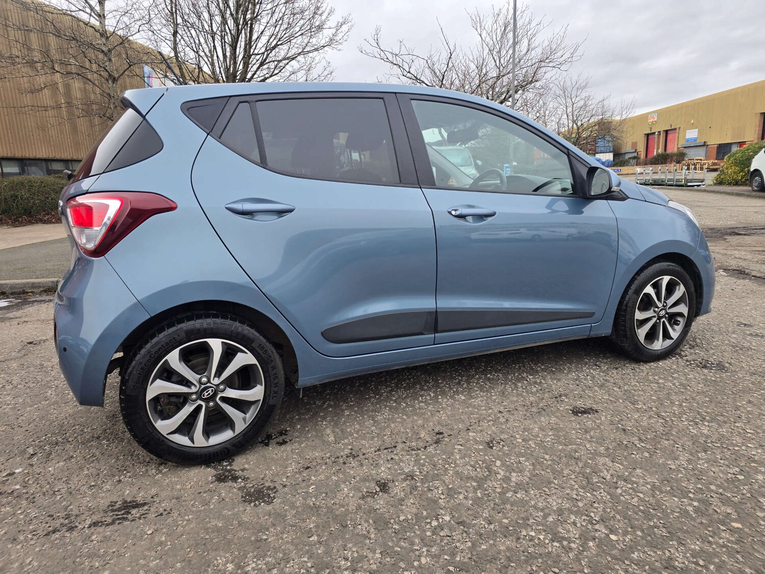 Used Hyundai i10 2018 for sale - 77558216: Photo 36