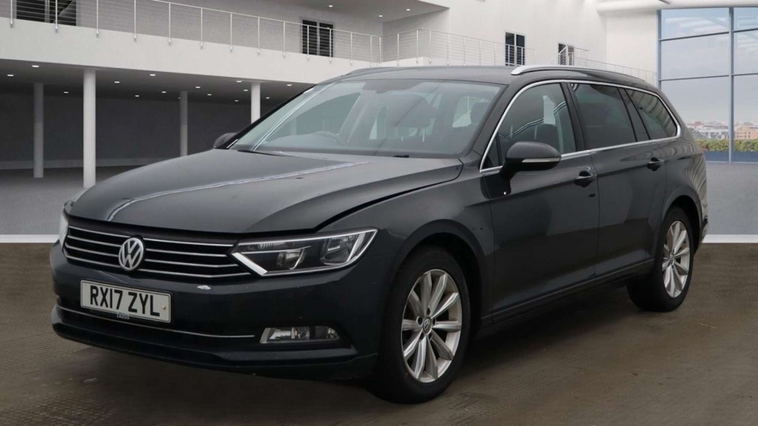 Used Volkswagen Passat 2017 for sale - 77656598: Photo 2