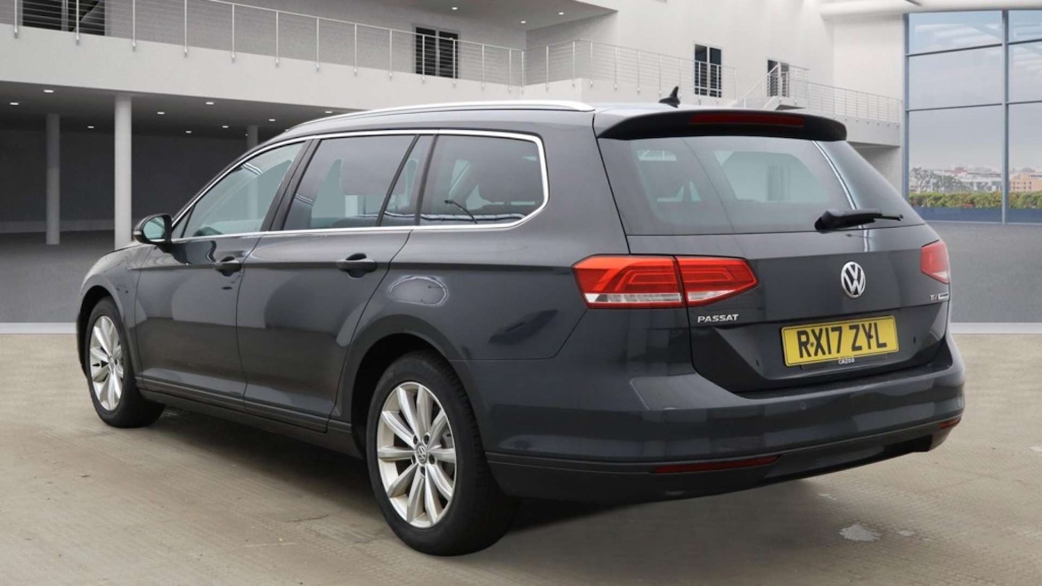 Used Volkswagen Passat 2017 for sale - 77656598: Photo 5