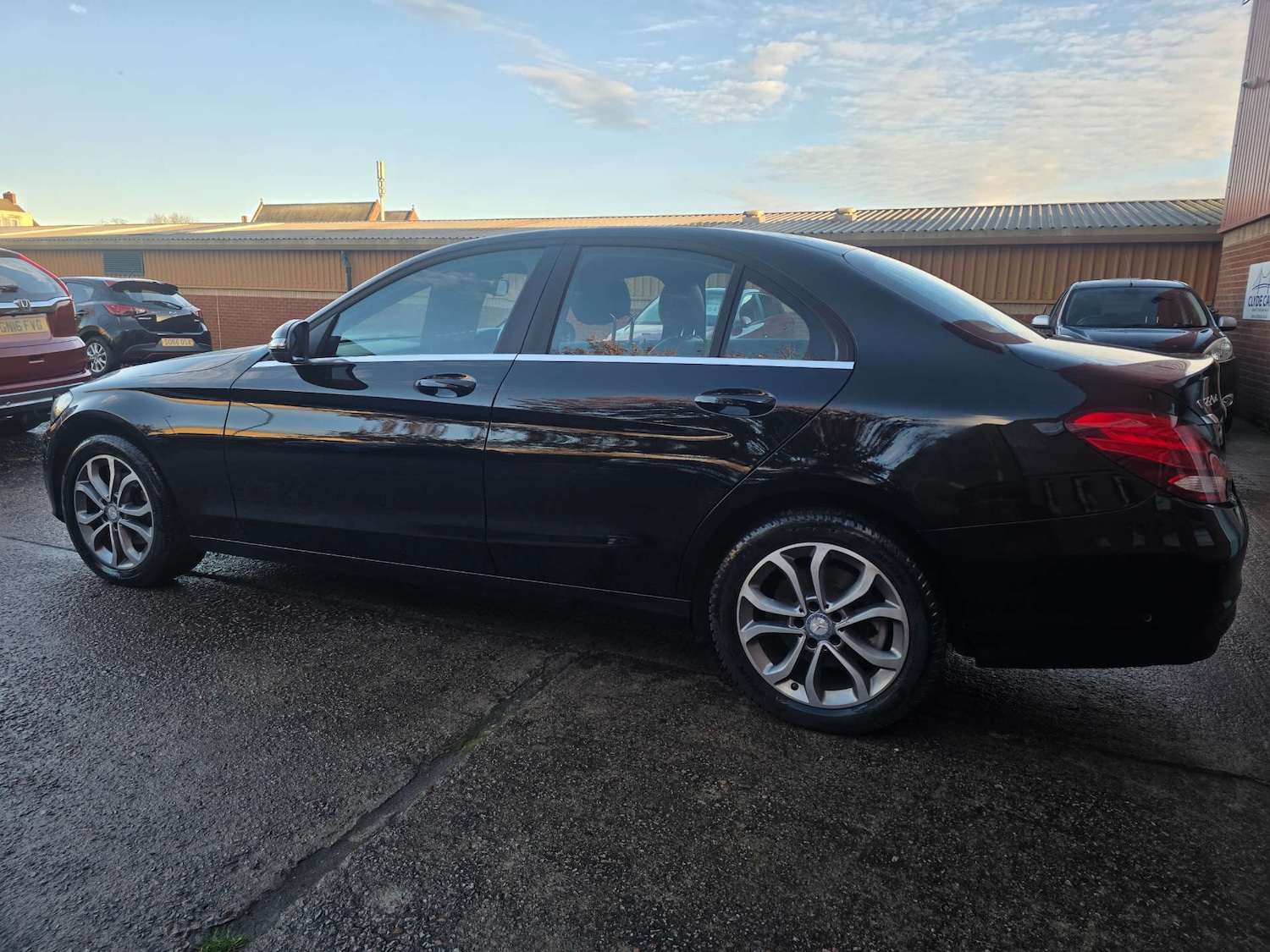 Used Mercedes-Benz C Class 2017 for sale - 76385752: Photo 30