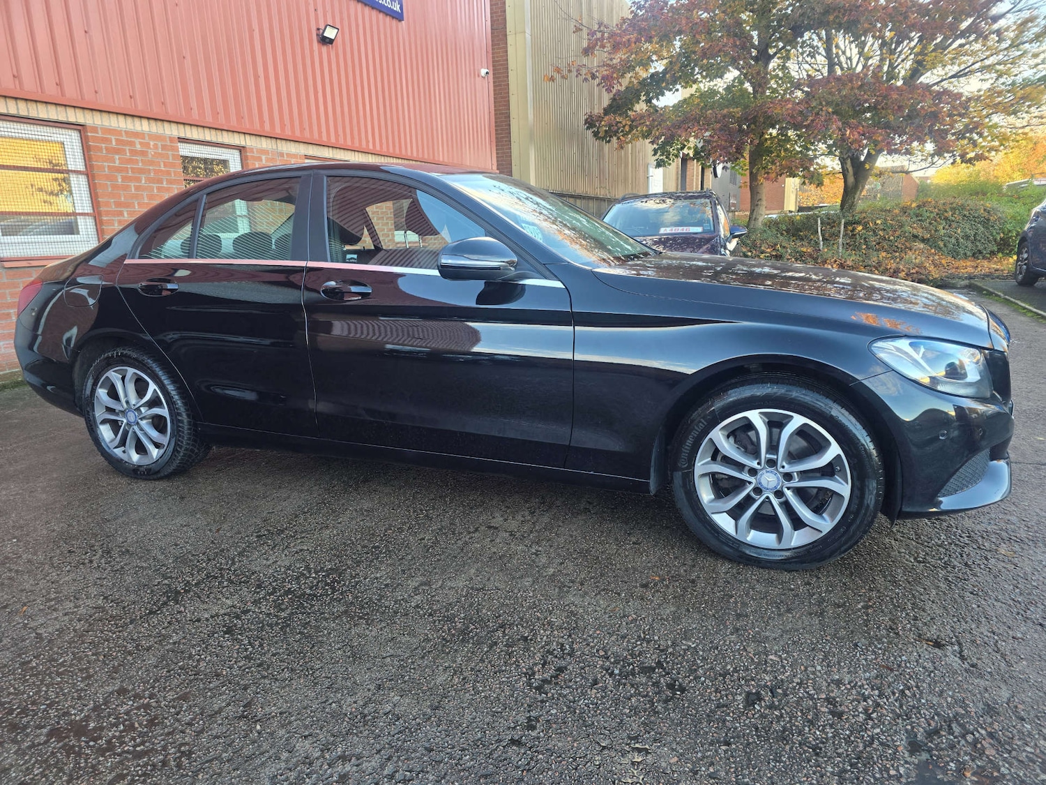 Used Mercedes-Benz C Class 2017 for sale - 76385752: Photo 4