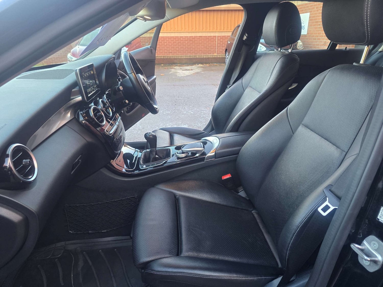 Used Mercedes-Benz C Class 2017 for sale - 76385752: Photo 53