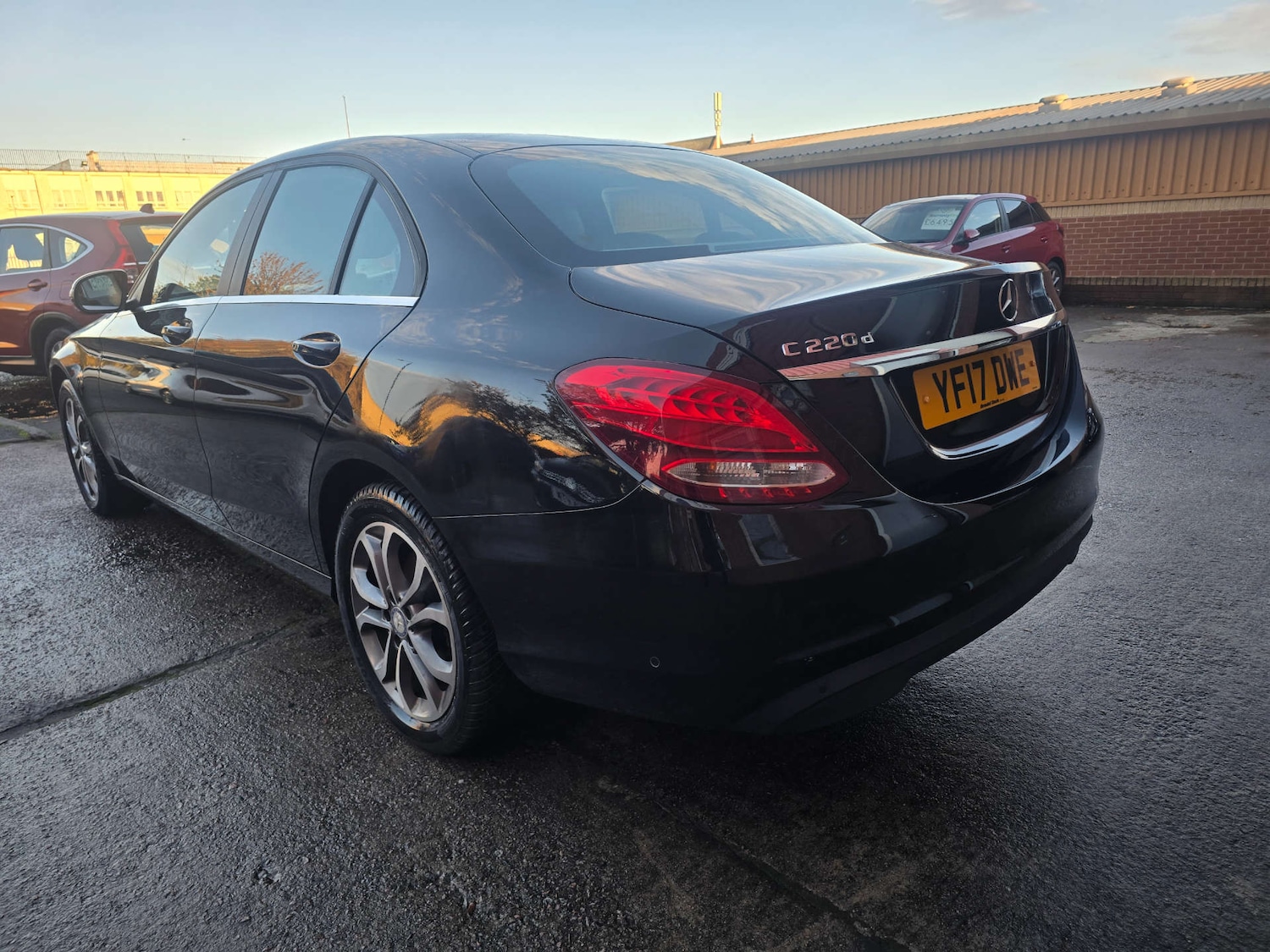 Used Mercedes-Benz C Class 2017 for sale - 76385752: Photo 8