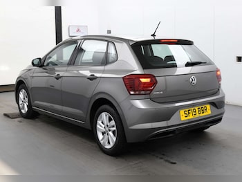 Used Volkswagen Polo 2019 for sale - 75953539: Photo