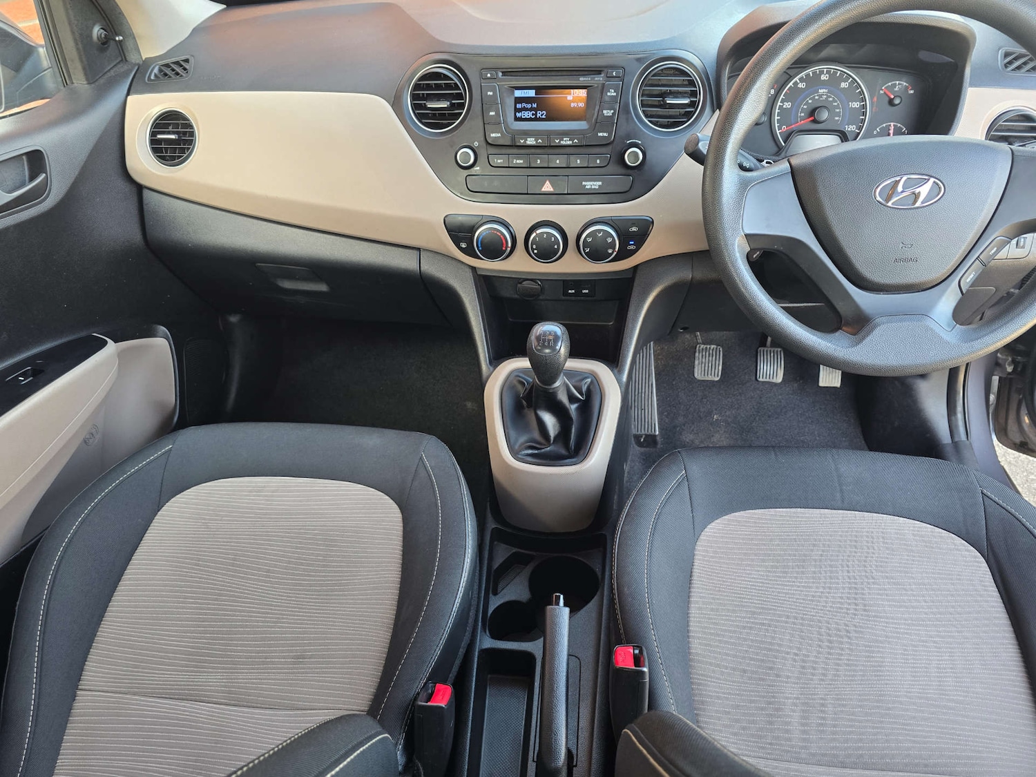 Used Hyundai i10 2015 for sale - 77931949: Photo 15