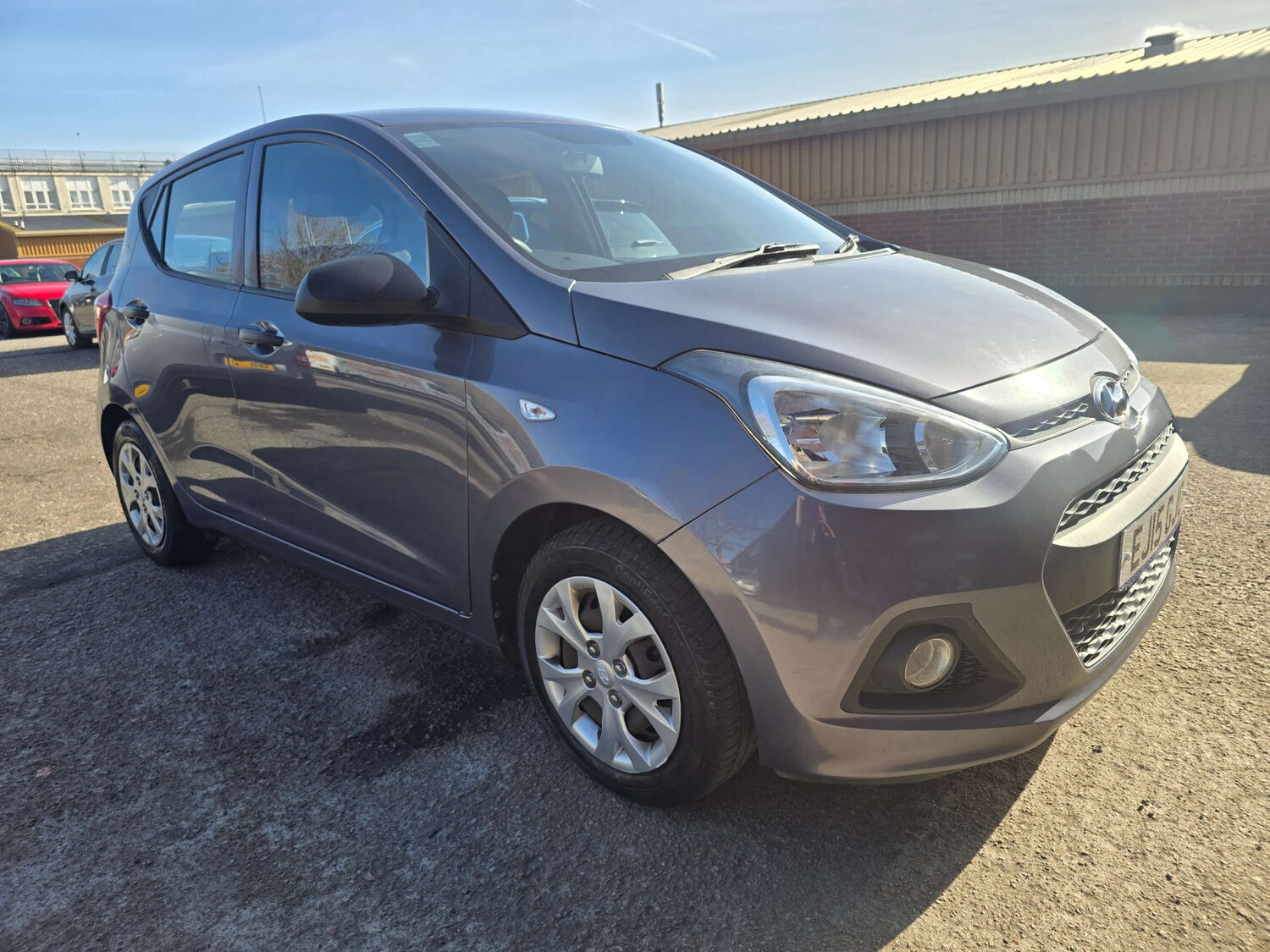 Used Hyundai i10 2015 for sale - 77931949: Photo 21