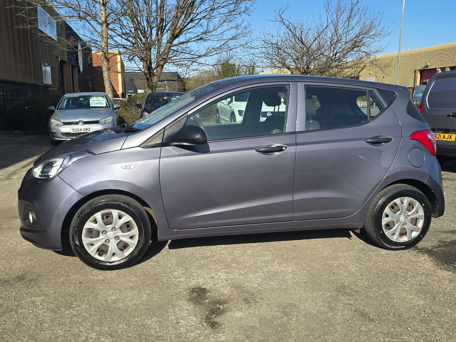 Used Hyundai i10 2015 for sale - 77931949: Photo 5