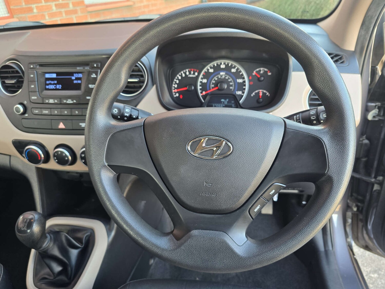 Used Hyundai i10 2015 for sale - 77931949: Photo 55