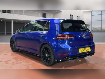 Used Volkswagen Golf 2018 for sale - 77708962: Photo