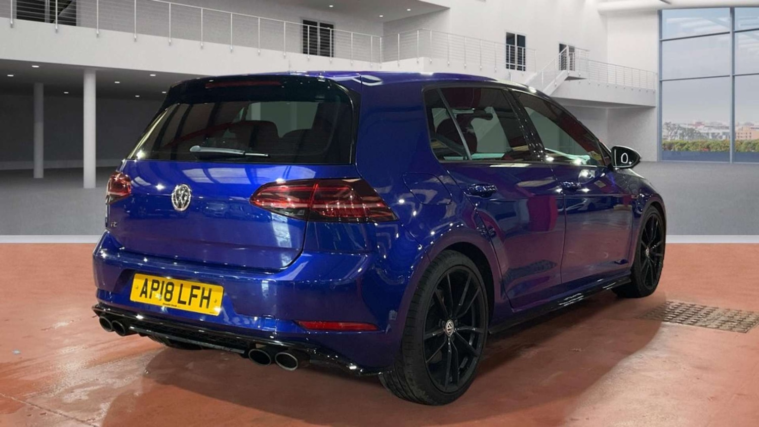 Used Volkswagen Golf 2018 for sale - 77708962: Photo 4