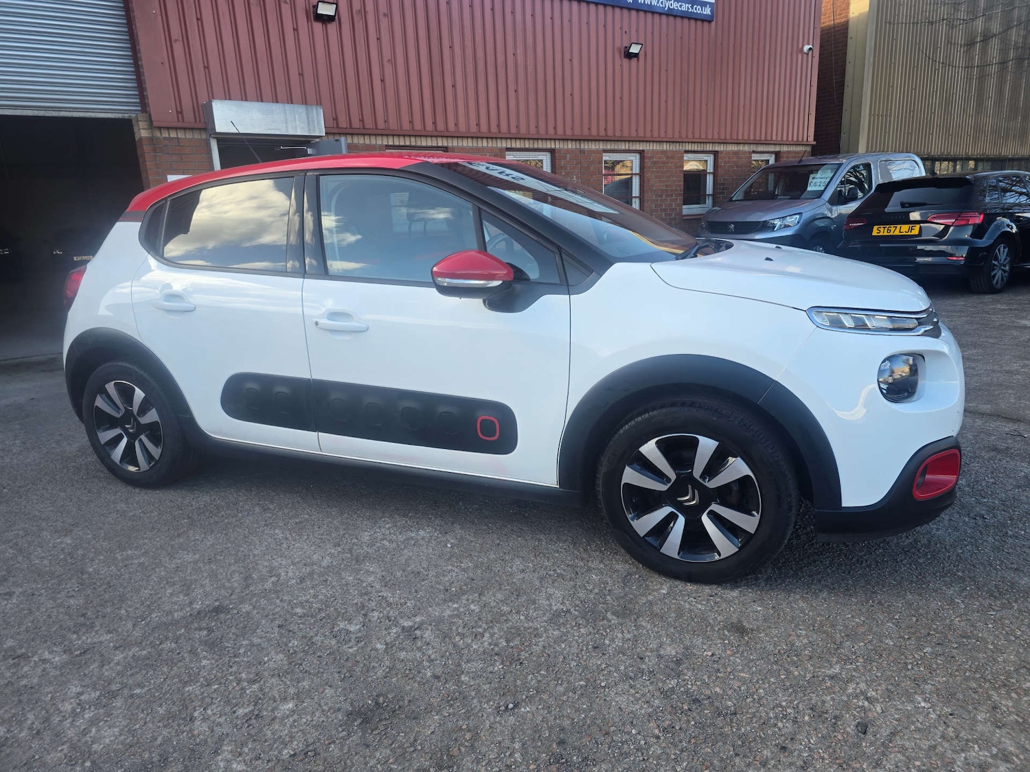 Used Citroen C3 2018 for sale - 77735047: Photo 39