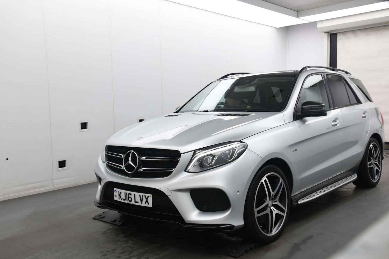 Used Mercedes-Benz GLE 2016 for sale - 77807463: Photo 2