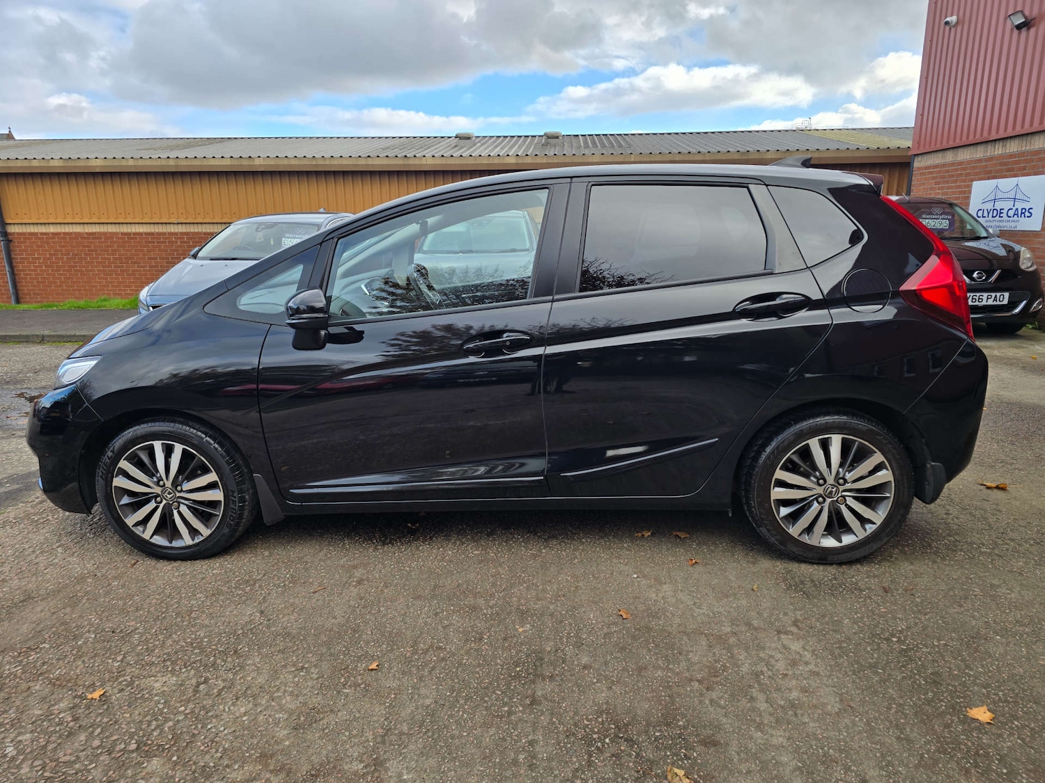 Used Honda Jazz 2015 for sale - 76333069: Photo 29
