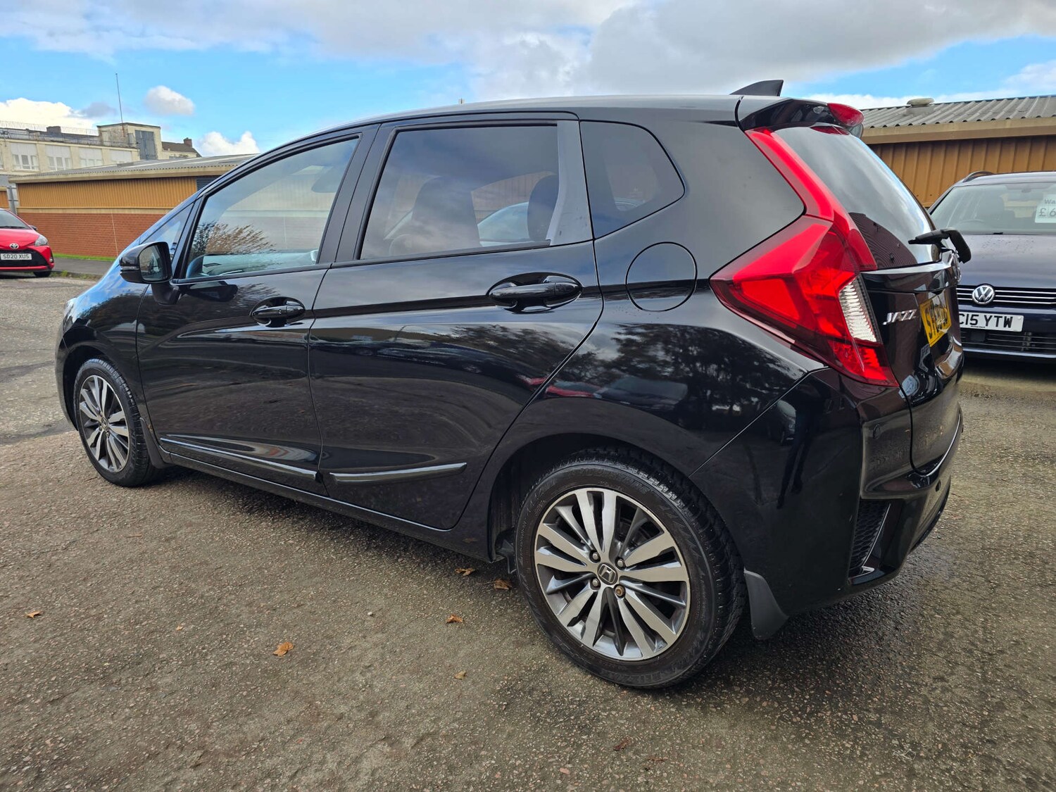 Used Honda Jazz 2015 for sale - 76333069: Photo 31