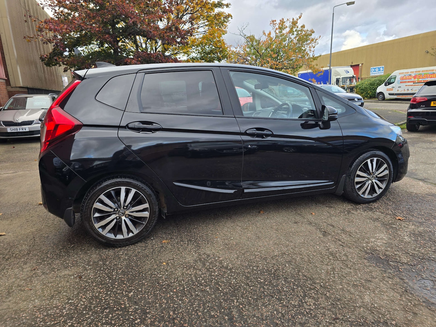 Used Honda Jazz 2015 for sale - 76333069: Photo 39