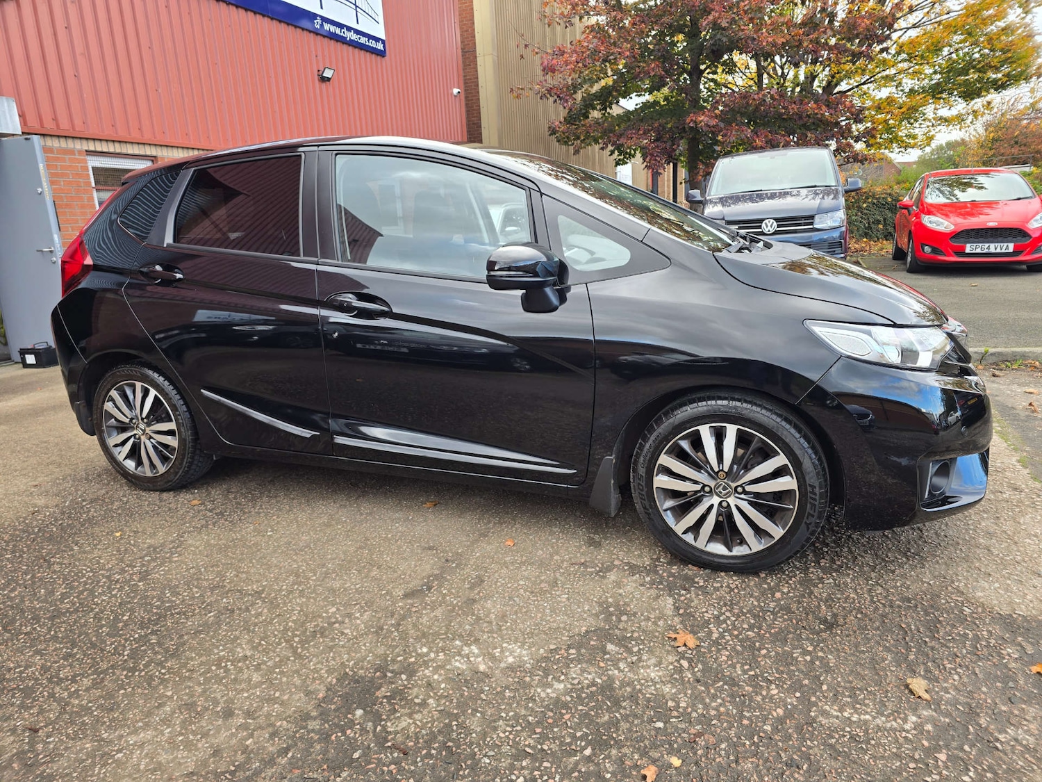 Used Honda Jazz 2015 for sale - 76333069: Photo 41