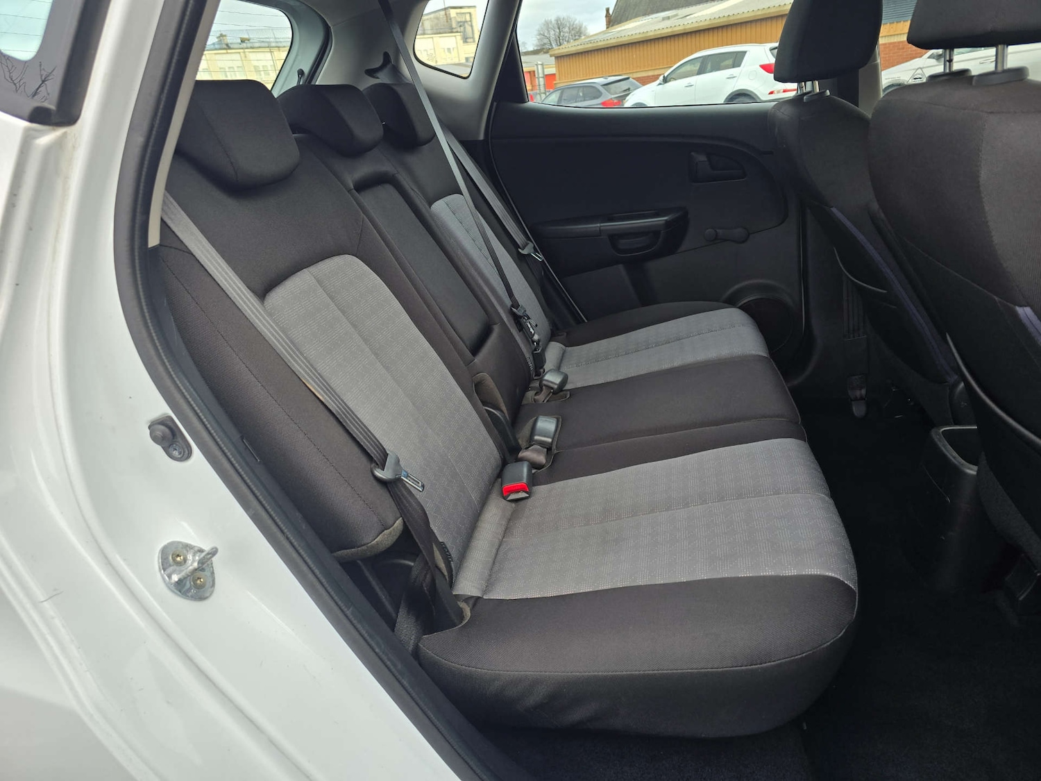 Used Kia Venga 2017 for sale - 76744019: Photo 49