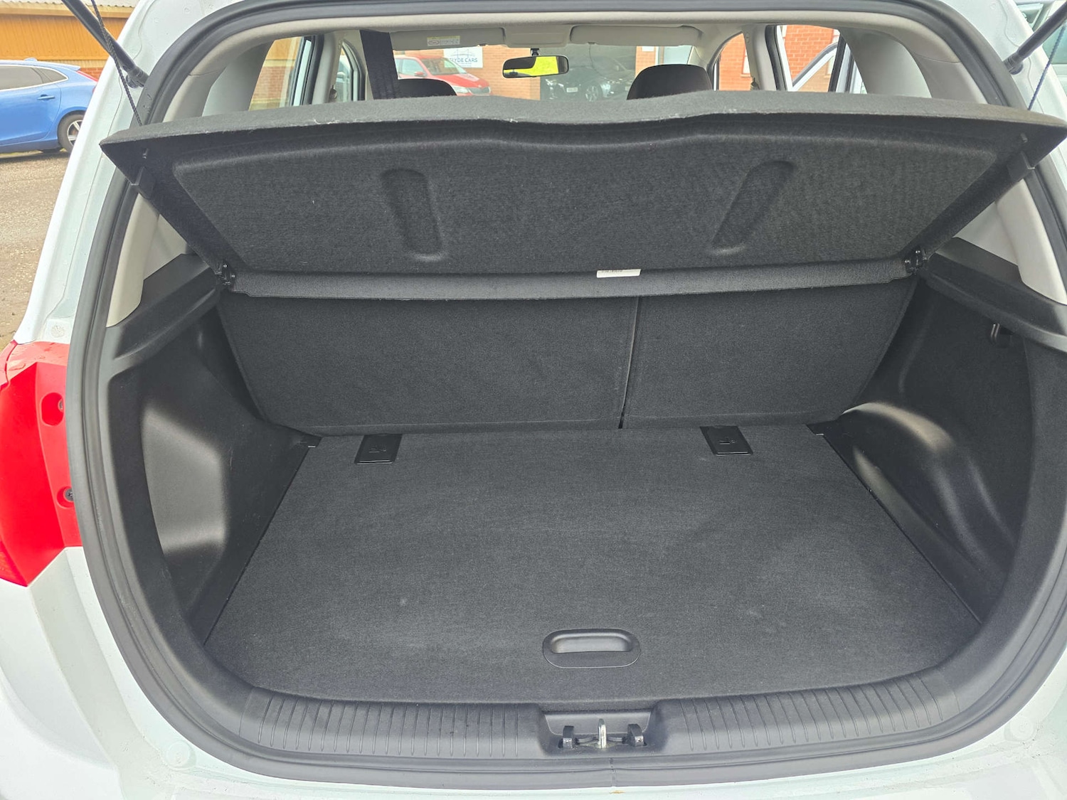 Used Kia Venga 2017 for sale - 76744019: Photo 51