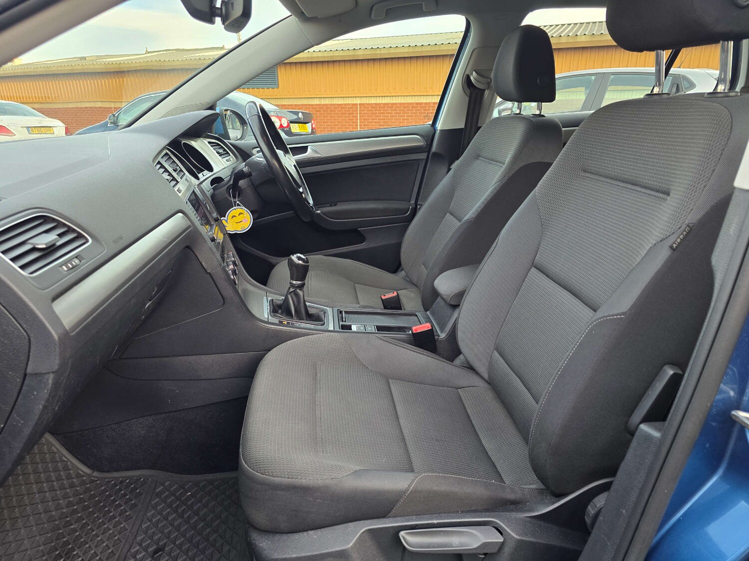 Used Volkswagen Golf 2017 for sale - 77583897: Photo 46