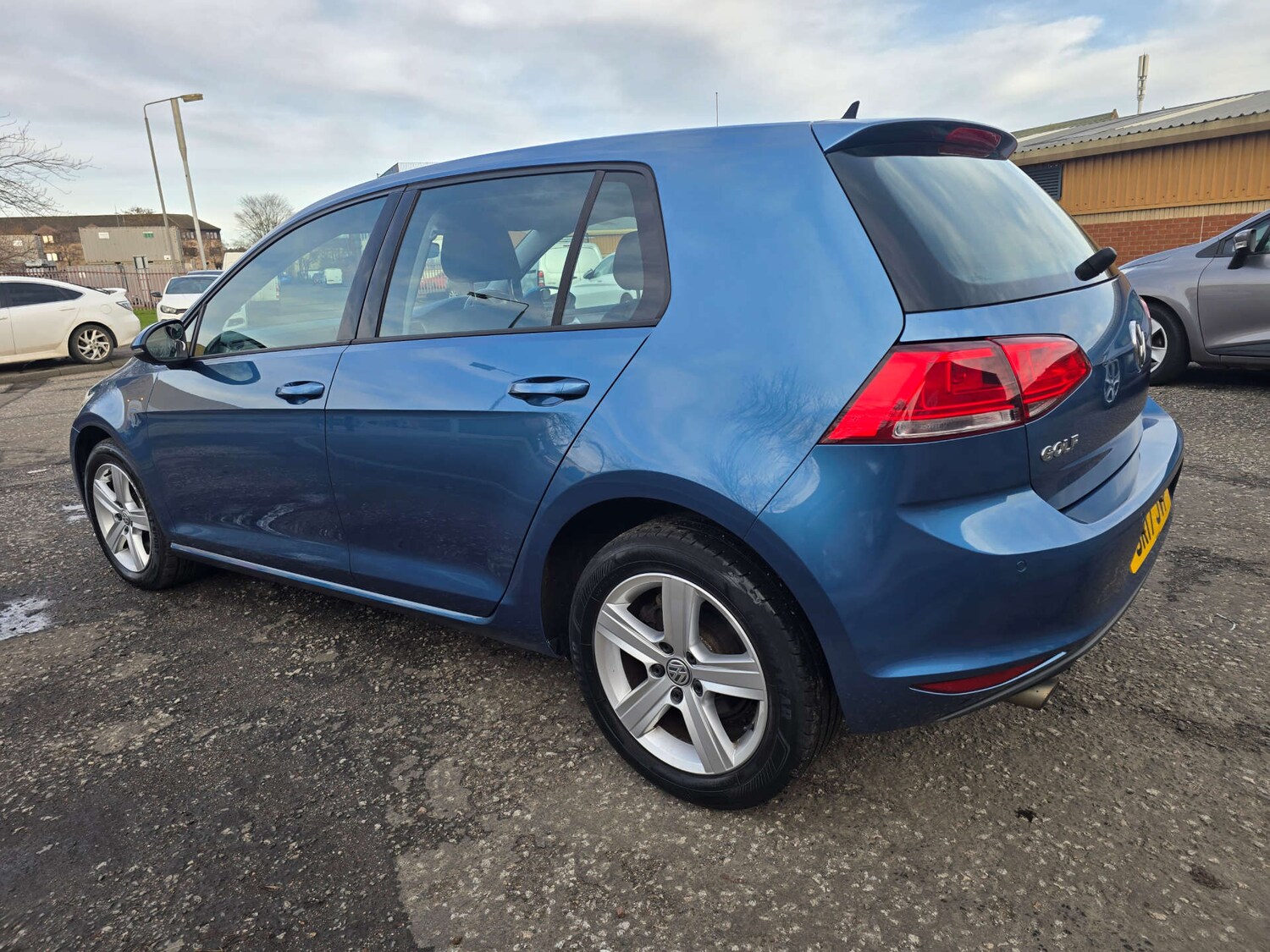Used Volkswagen Golf 2017 for sale - 77583897: Photo 8
