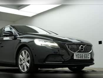 Used Volvo V40 2018 for sale - 79830476: Photo