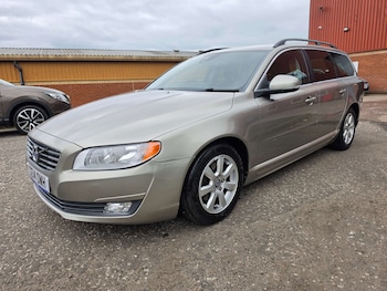 Used Volvo V70 2014 for sale - 78821095: Photo