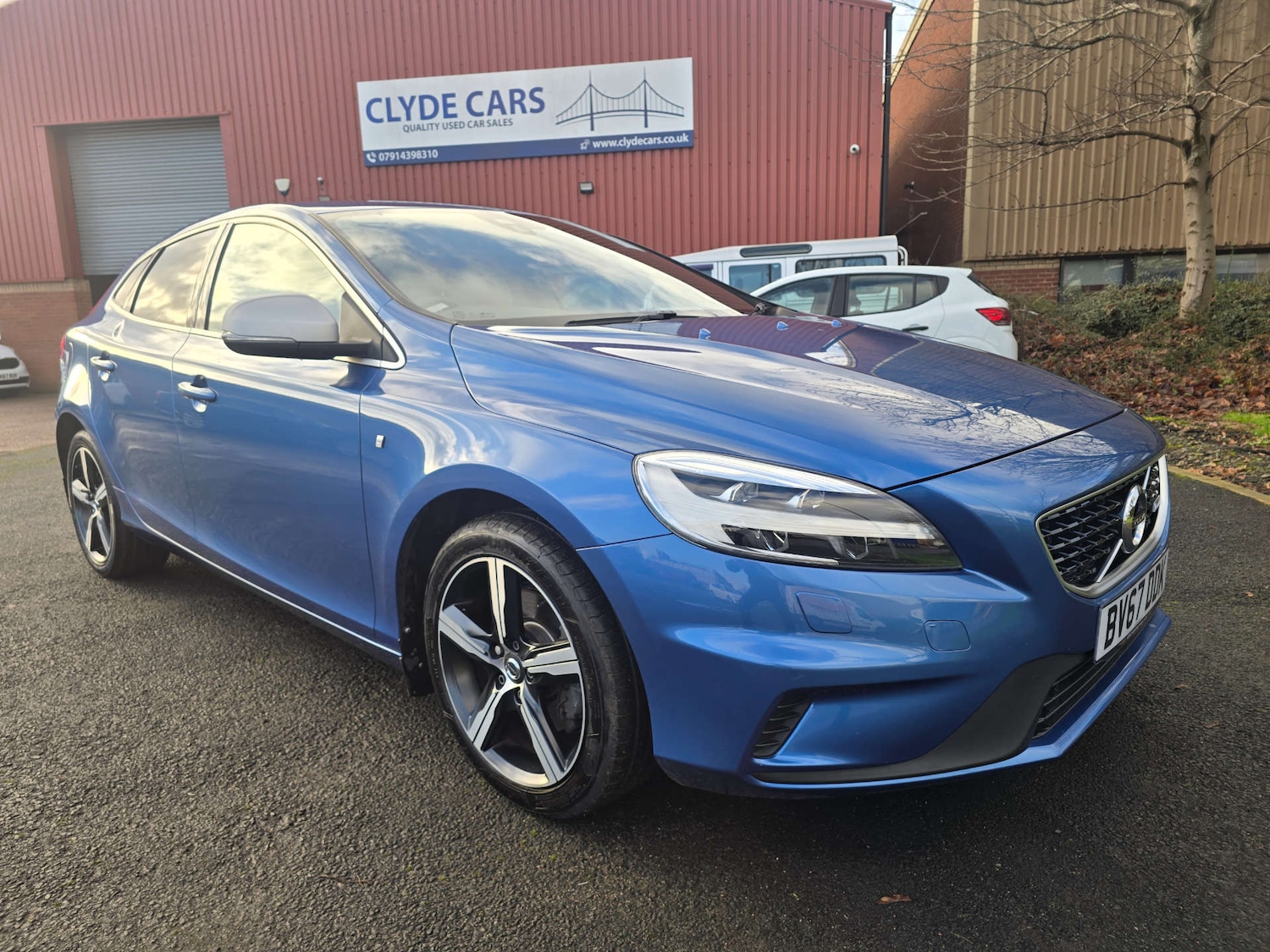 Used Volvo V40 2017 for sale - 76829735: Photo 1
