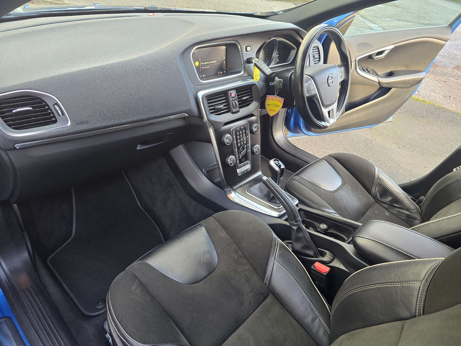 Used Volvo V40 2017 for sale - 76829735: Photo 17