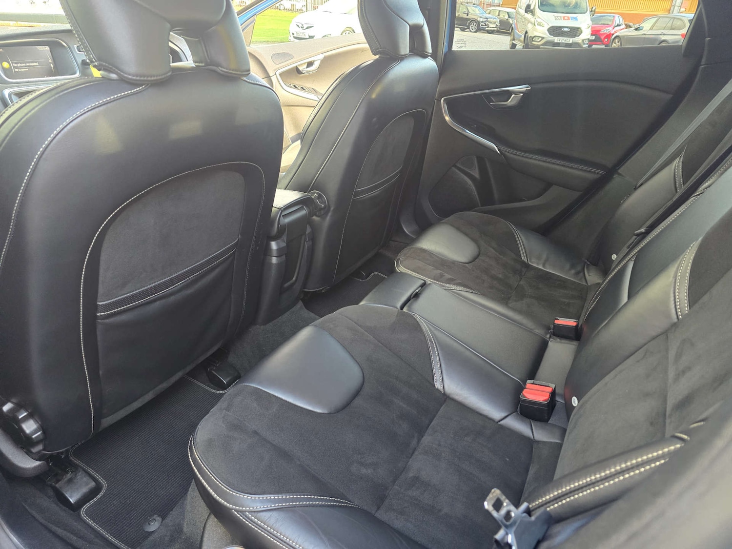 Used Volvo V40 2017 for sale - 76829735: Photo 18