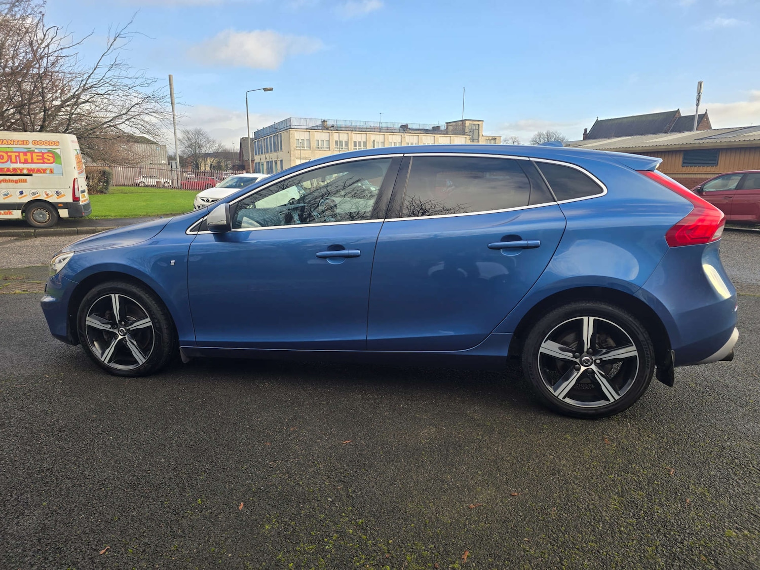 Used Volvo V40 2017 for sale - 76829735: Photo 29