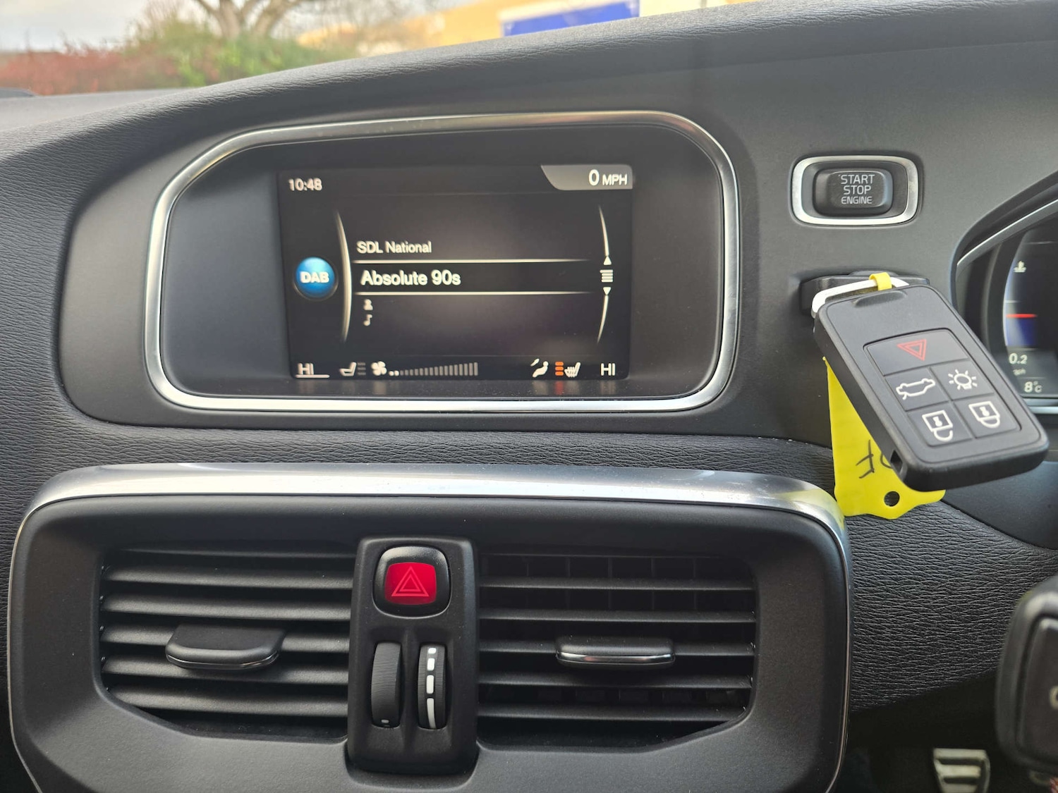 Used Volvo V40 2017 for sale - 76829735: Photo 47