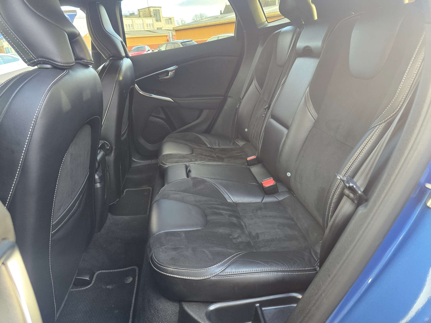 Used Volvo V40 2017 for sale - 76829735: Photo 56