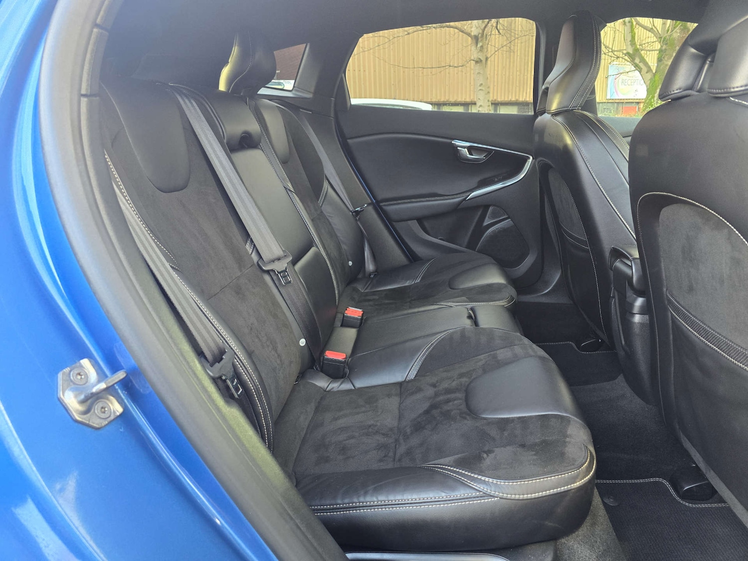 Used Volvo V40 2017 for sale - 76829735: Photo 59